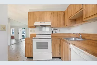 505 Gardens Drive #204, Pompano Beach, FL 33069 - Photo 13