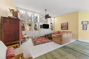 7910 Pine Island Way, West Palm Beach, FL 33411 - Photo 7