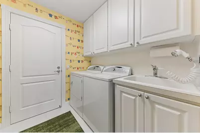 7910 Pine Island Way, West Palm Beach, FL 33411 - Photo 19