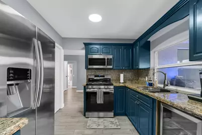 3740 NW 113th Avenue, Sunrise, FL 33323 - Photo 23