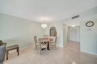 2700 Sunrise Lakes Dr W, Sunrise, FL 33322 - Photo 9