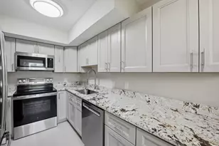 1031 Goldenrod Rd, Wellington, FL 33414 - Photo 5