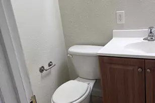 801 NW 46th Ave, Plantation, FL 33317 - Photo 7