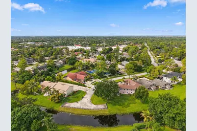1033 Goldenrod Road, Wellington, FL 33414 - Photo 31