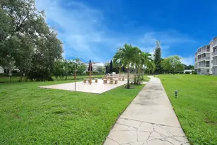 3575 Brokenwoods Dr, Coral Springs, FL 33065 - Photo 19