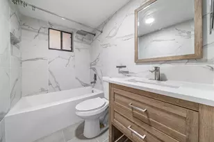 5190 Las Verdes Cir, Delray Beach, FL 33484 - Photo 9