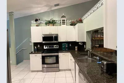 9632 Sills Drive E #204, Boynton Beach, FL 33437 - Photo 3