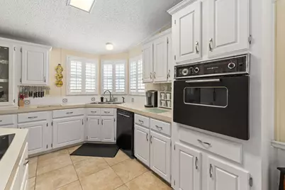 3342 Columbrina Circle, Port Saint Lucie, FL 34952 - Photo 13