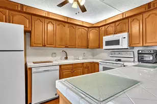 2895 SW 22nd Cir, Delray Beach, FL 33445 - Photo 9