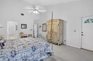 22650 Meridiana Dr, Boca Raton, FL 33433 - Photo 17