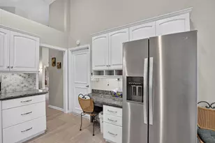 22650 Meridiana Dr, Boca Raton, FL 33433 - Photo 13