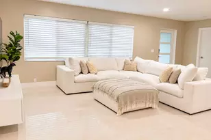 1811 N Hiatus Rd, Pembroke Pines, FL 33026 - Photo 5