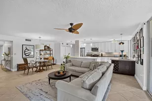 103 Half Moon Cir, Hypoluxo, FL 33462 - Photo 13