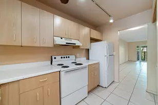 3021 NW 68th St, Fort Lauderdale, FL 33309 - Photo 9
