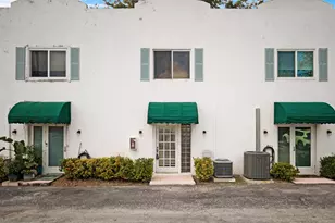 690 SE 23rd Ave, Pompano Beach, FL 33062 - Photo 17
