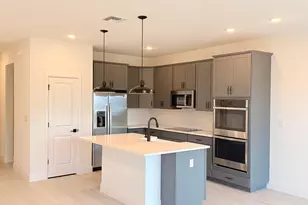 121 SE Birch Ter, Stuart, FL 34997 - Photo 5