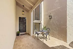819 Windermere Way, Palm Beach Gardens, FL 33418 - Photo 3