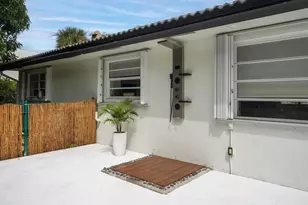 4526 St Andrews Dr, Boynton Beach, FL 33436 - Photo 23