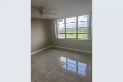 3001 W Rolling Hills Circle #709, Davie, FL 33328 - Photo 5