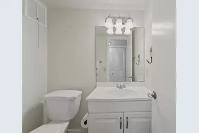 173 Kent J, West Palm Beach, FL 33417 - Photo 9