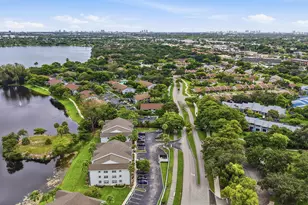 2753 S Oakland Forest Dr, Oakland Park, FL 33309 - Photo 39