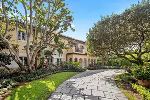 124 Brazilian Ave, Palm Beach, FL 33480 - Photo 1