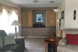 3 SE Jasmine Ln, Port Saint Lucie, FL 34952 - Photo 9