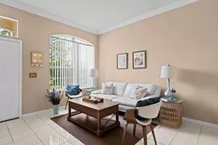 656 Lake Wellington Dr, Wellington, FL 33414 - Photo 5