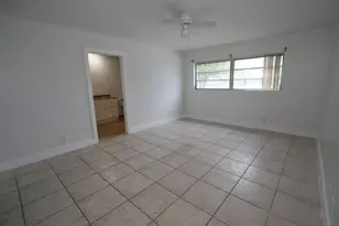 1040 Crystal Lake Dr, Deerfield Beach, FL 33064 - Photo 11