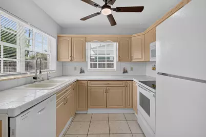 410 NW 52nd Court, Oakland Park, FL 33309 - Photo 13