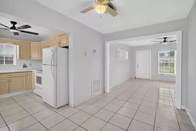 410 NW 52nd Court, Oakland Park, FL 33309 - Photo 11