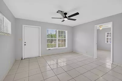 410 NW 52nd Court, Oakland Park, FL 33309 - Photo 9