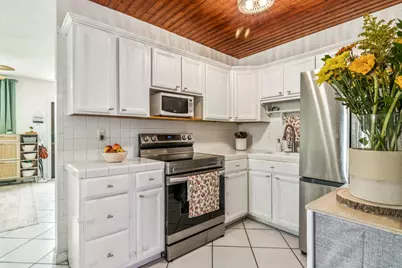 55 Davis Road, Palm Springs, FL 33461 - Photo 13