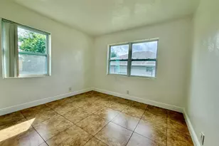 355 NW 8th Ave, Delray Beach, FL 33444 - Photo 13