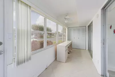 189 Valencia H, Delray Beach, FL 33446 - Photo 15