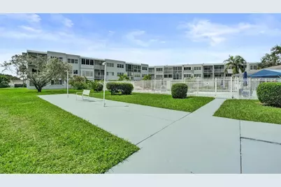 2200 Park Lane #Unit 111, Hollywood, FL 33021 - Photo 23