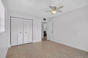 318 Normandy G, Delray Beach, FL 33484 - Photo 17