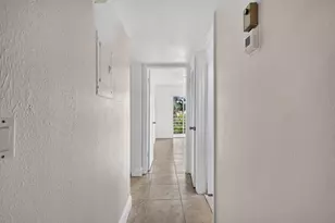 318 Normandy G, Delray Beach, FL 33484 - Photo 11
