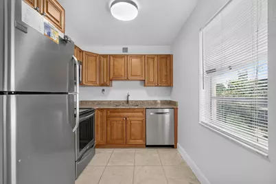 318 Normandy G #318, Delray Beach, FL 33484 - Photo 9