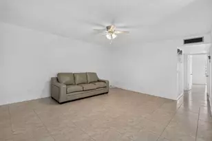 318 Normandy G, Delray Beach, FL 33484 - Photo 3