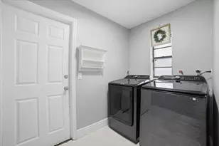 9642 NW 1st Pl, Coral Springs, FL 33071 - Photo 35