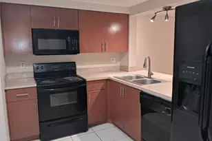 4669 NW 89th Ave, Sunrise, FL 33351 - Photo 5