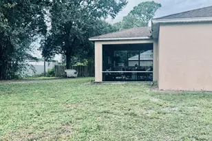 472 SE Justine Terrace, Port Saint Lucie, FL 34983 - Photo 15