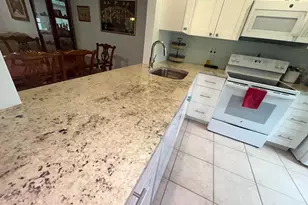 878 Worcester Ln, Lake Worth, FL 33467 - Photo 5