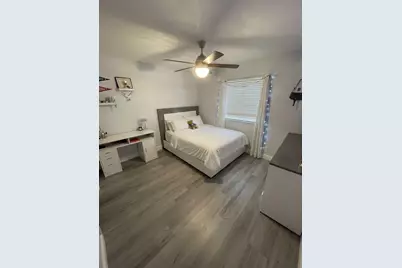 7108 Hawks Nest Terrace, Riviera Beach, FL 33407 - Photo 11