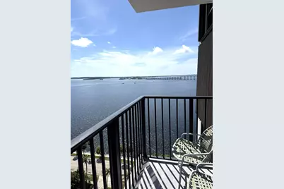 1450 Brickell Bay Drive #1702, Miami, FL 33131 - Photo 3