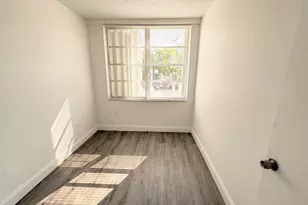 1080 94th St, Bay Harbor Islands, FL 33154 - Photo 17