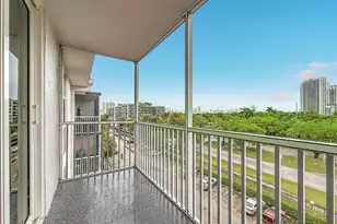 16851 NE 23rd Ave, North Miami Beach, FL 33160 - Photo 21