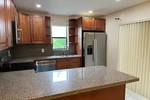 7697 Courtyard Run W, Boca Raton, FL 33433 - Photo 3