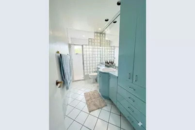 7360 NW 83rd Avenue, Tamarac, FL 33321 - Photo 9